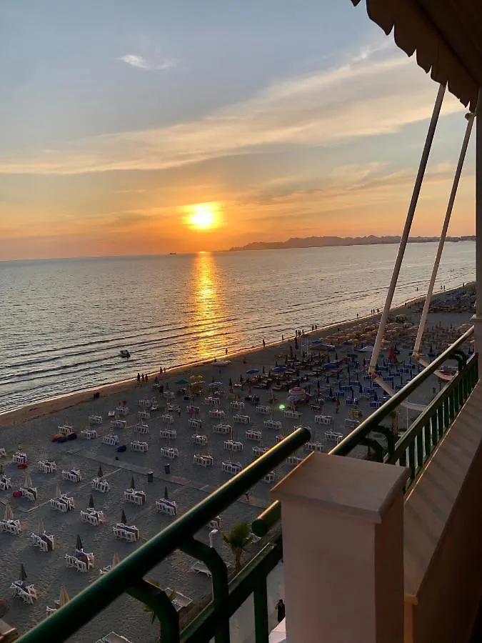 Summertime Luxury Apartment With Amazing Sea View Дуррес 0*,