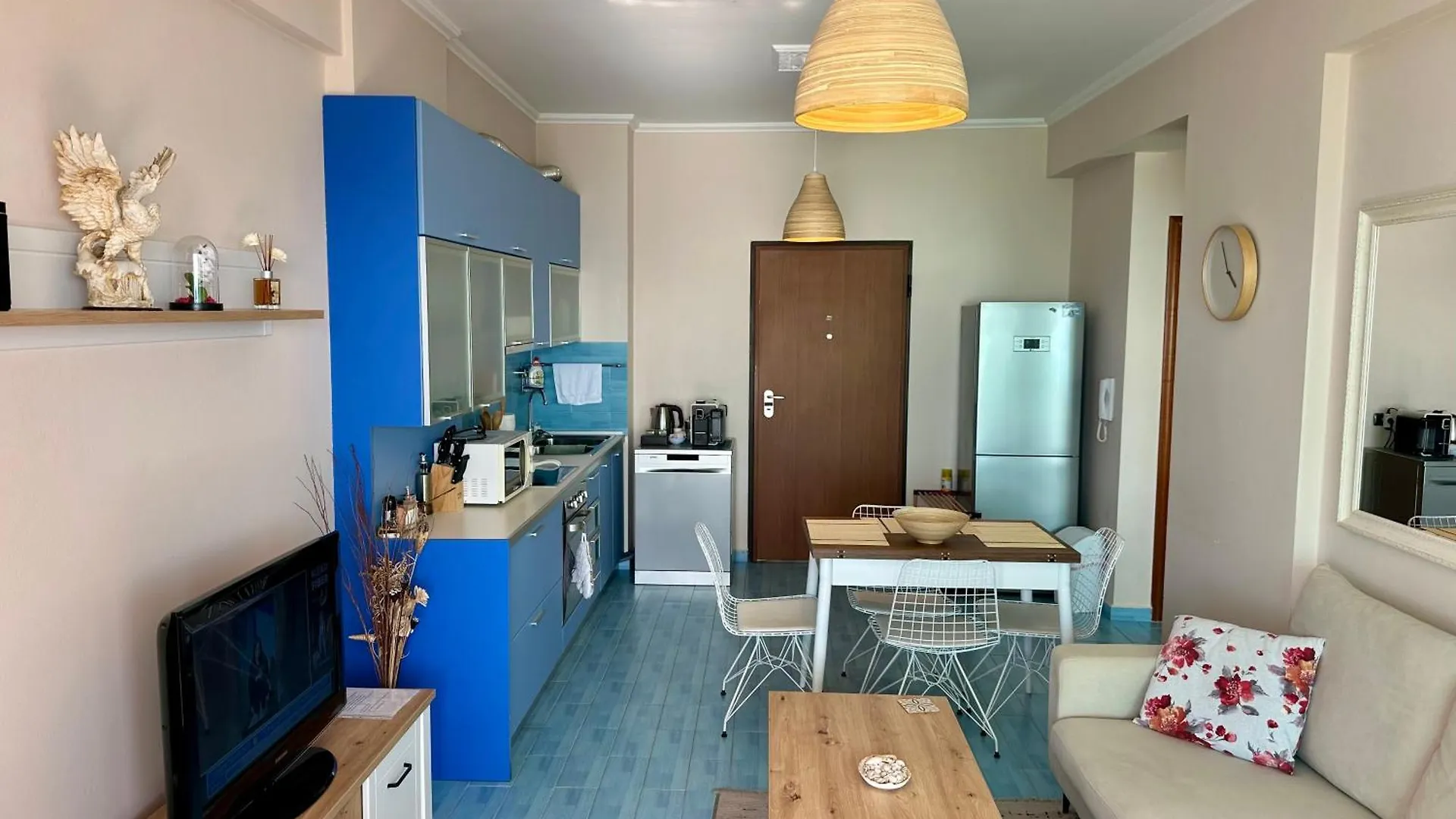 Summertime Luxury Apartment With Amazing Sea View Дуррес